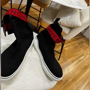 Givenchy men’s sneakers - barely used